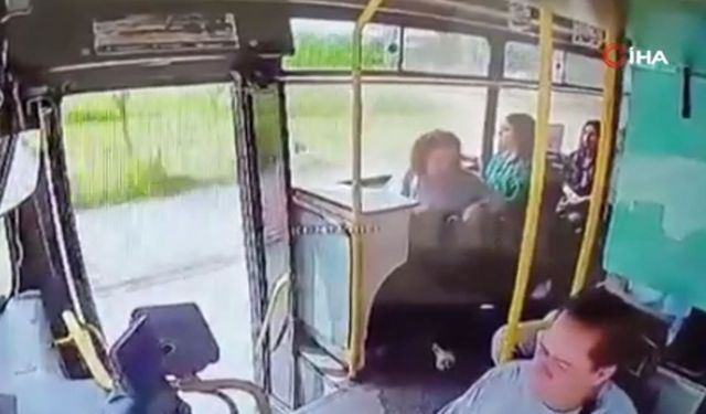 Otobüsten İnmek İsteyen Kadın Dengesini Kaybederek Düştü