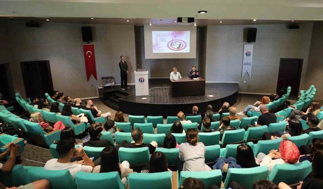 Türk Müziği Eğitimi ve Güncel sorunlar çalıştayı düzenlendi