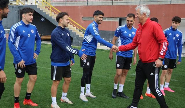 Karaköprü Belediyespor Osmaniyespor maçı hazırlıkları başladı 