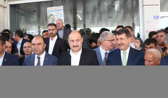 Şanlıurfa Büyükşehir Belediye Başkanı seçilen Gülpınar, tebrikleri kabul etti