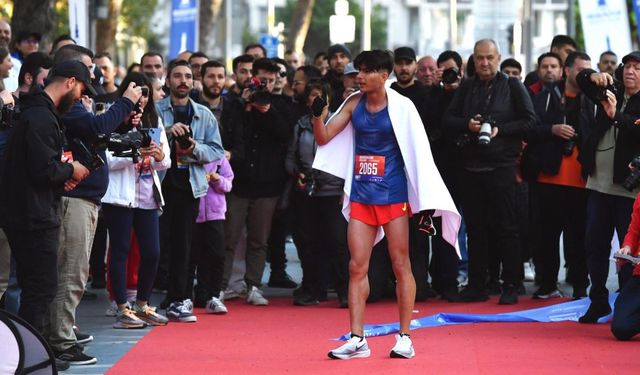 İzmir Avek Maratonunda kazananlar belli oldu