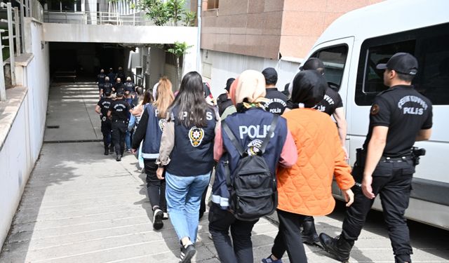FETÖ operasyonunda yakalanan 13 zanlıdan 1'i tutuklandı
