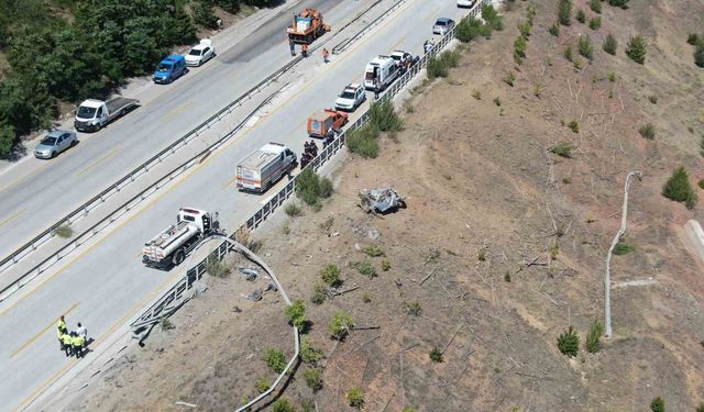 Freni boşalan tır dehşet saçtı: 1 ölü, 1 yaralı