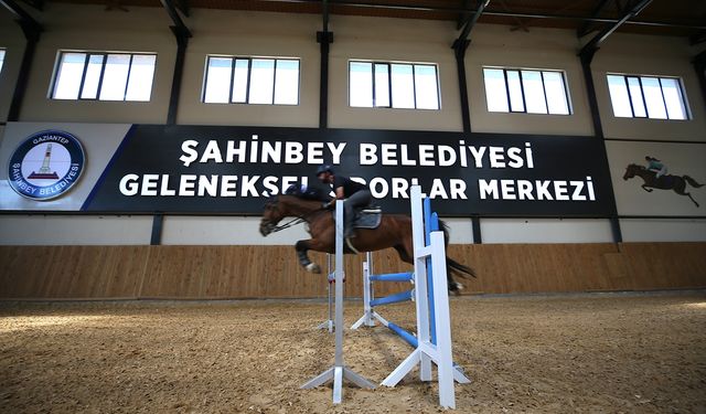 Ata sporları Geleneksel Sporlar Merkezi'nde geleceğe taşınıyor