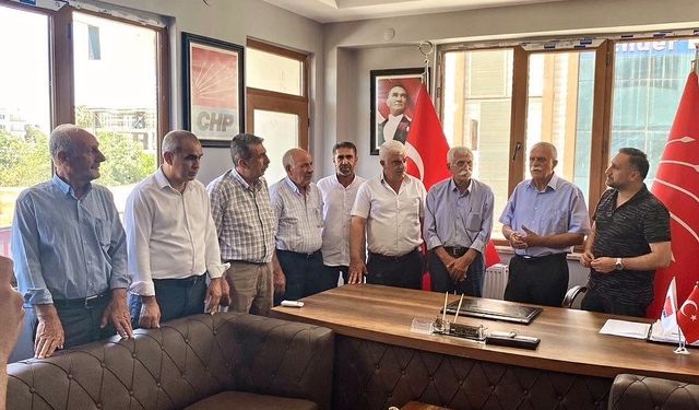 Adıyaman'da DEM'li Eski Başkan CHP'ye katıldı