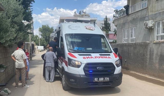 Elektrikli bisiklet 3 yaşındaki çocuğa çarptı