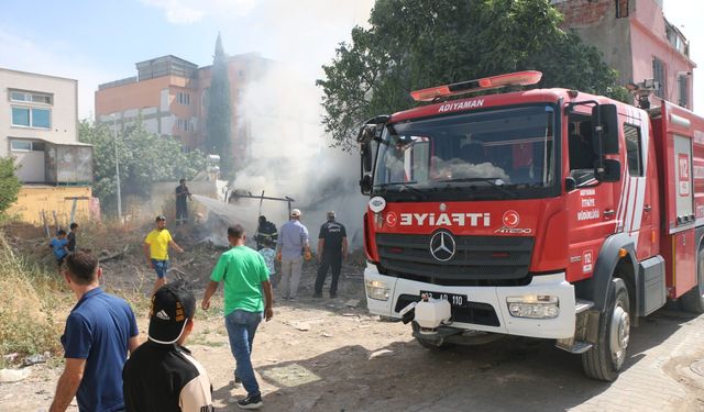 Gaz sıkışması nedeniyle çıkan yangın paniğe neden oldu