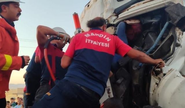 Tanker ile tır çarpıştı: 1 yaralı