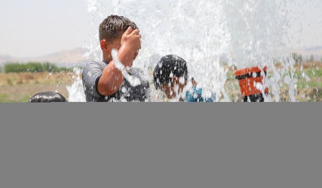 Şanlıurfa'da “kavurucu” sıcaklar etkili oluyor