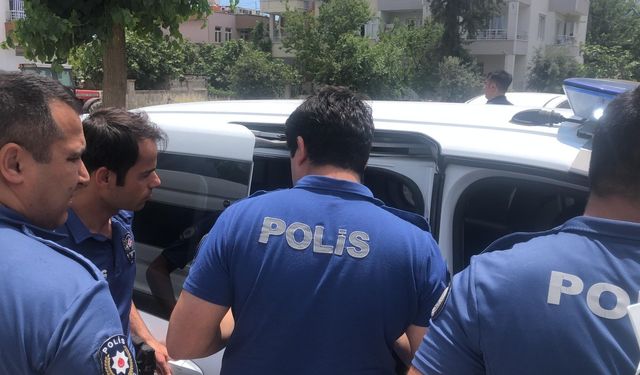 Adıyaman'da sokakta gördüğü husumetlisinin boğazını kesti