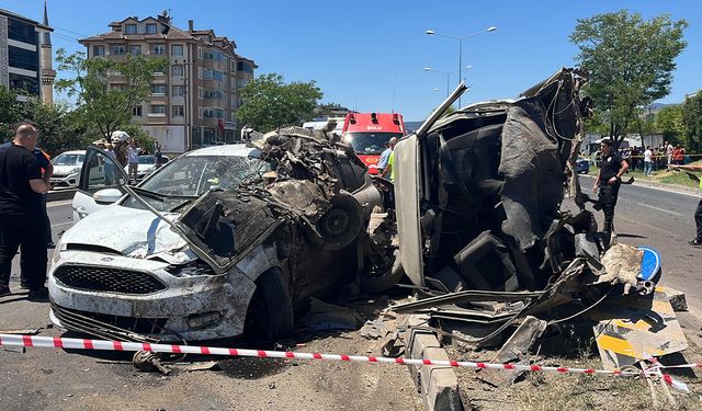 Feci Kaza: 2 kişi öldü, 3 kişi yaralandı