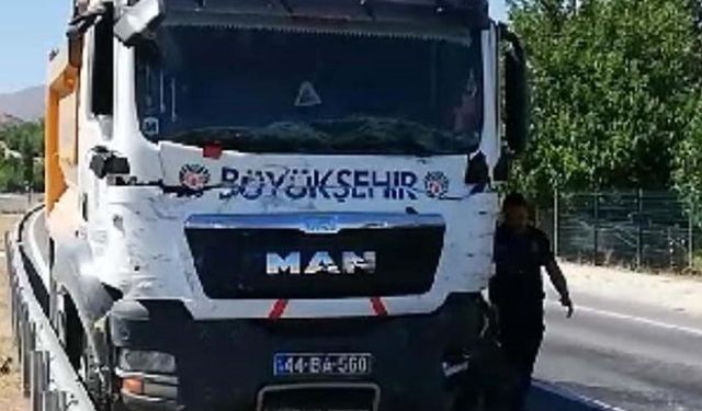 Malatya Büyükşehir Belediyesi’nin kamyonu dehşet saçtı