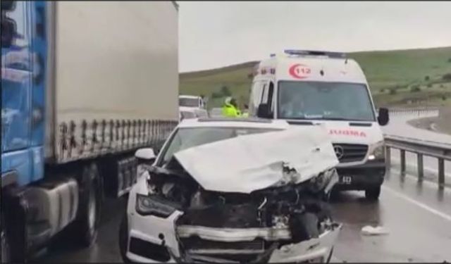 Erzurum’da zincirleme trafik kazası: 10 yaralı