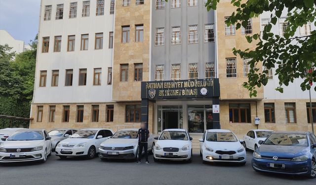 Dolandırıcılık operasyonunda 23 şüpheli yakalandı