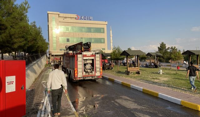 Hastane önündeki büfede çıkan yangın söndürüldü