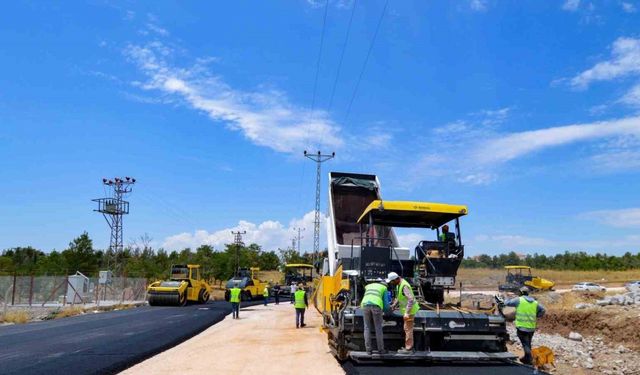 Diyarbakır’da Teknokent İmar Yolu asfaltlanıyor