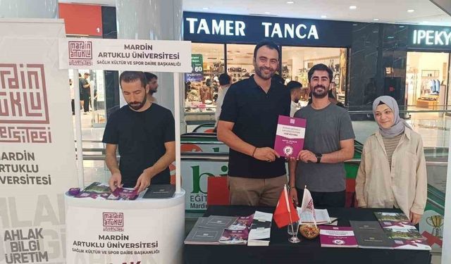 Mardian Mall AVM’de üniversite tercih standı açıldı