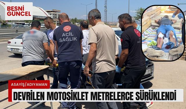 Devrilen motosiklet metrelerce sürüklendi