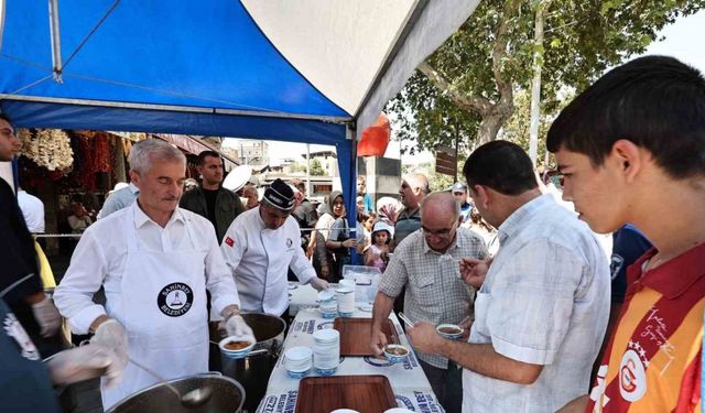 Şahinbey Belediyesi aşure geleneğini sürdürüyor