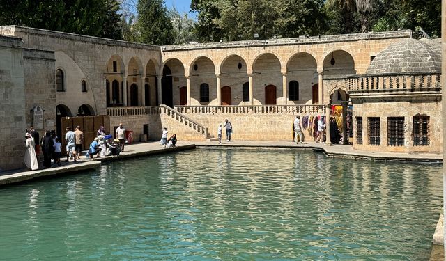 Şanlıurfa'da sıcak hava etkili oluyor