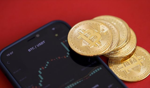 Bitcoin'in fiyatı 63 bin dolara yaklaştı