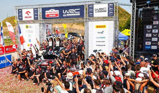 Toyota pilotları, WRC'nin 7. ayağında ilk iki sıranın sahibi oldu