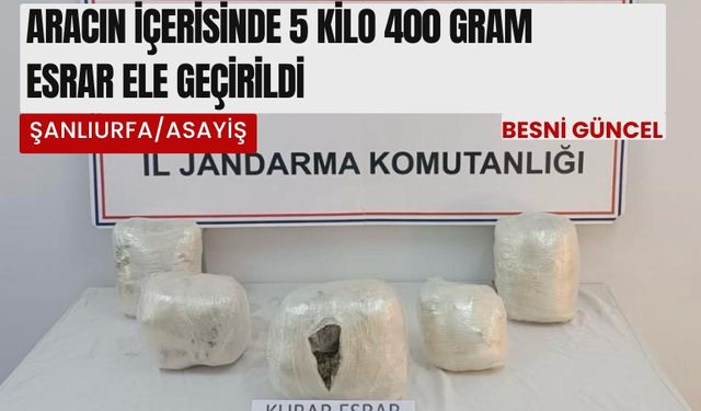 Aracın içerisinde 5 kilo 400 gram esrar ele geçirildi