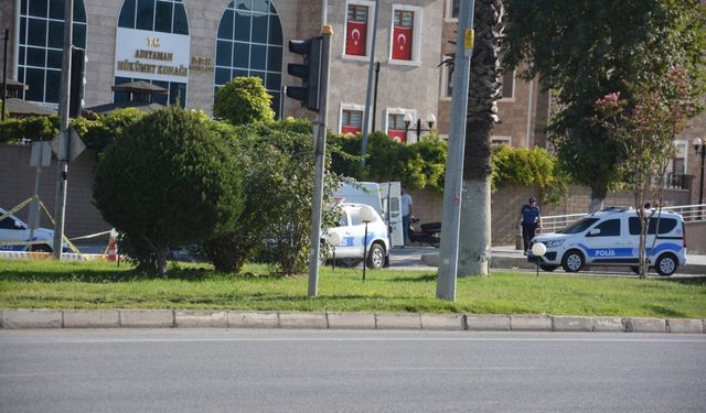 Adıyaman Valiliği önünde şüpheli valiz alarmı