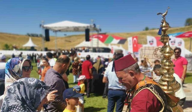 Ahlat’ta Mardin otağına yoğun ilgi