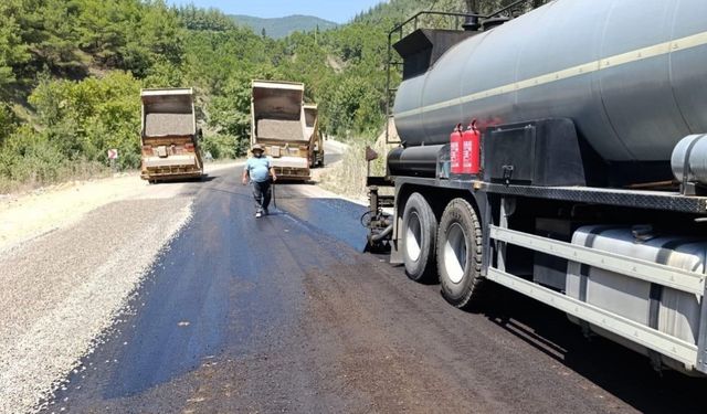 Büyükşehir, Andırın kırsalında ulaşım atağını sürdürüyor