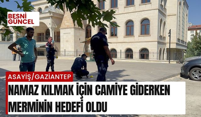 Camiye giderken merminin hedefi oldu