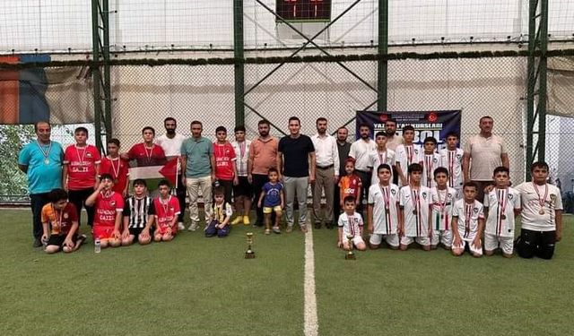 Kur’an kursları arası futbol turnuvası sona erdi