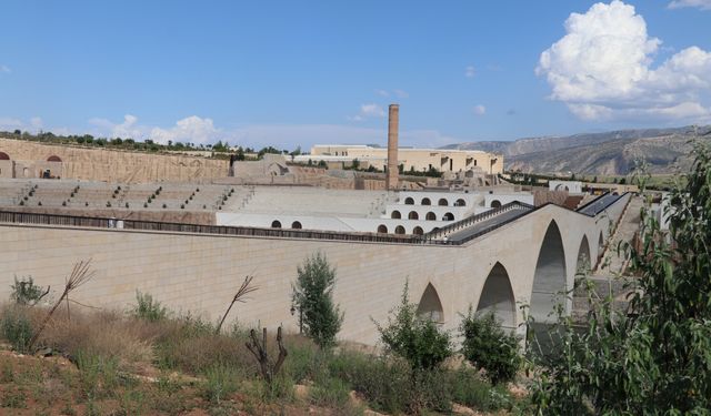 Hasankeyf'te Arkeopark ve Şahap Vadisi'ndeki çalışmaların yüzde 98'i tamamlandı