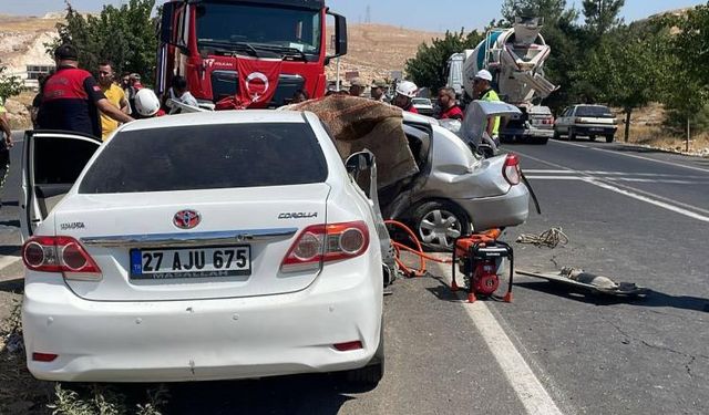 Trafik kazası: 1 ölü, 7 yaralı