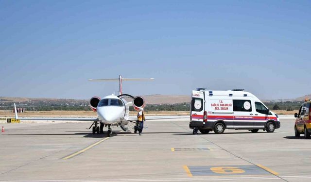 Yenidoğan bebek, ambulans uçakla Gaziantep’ten İstanbul’a sevk edildi