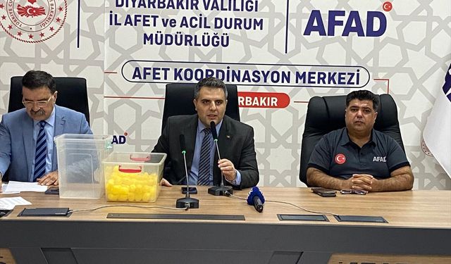 Diyarbakır'da 145 TOKİ konutunun anahtar teslim töreni yapıldı