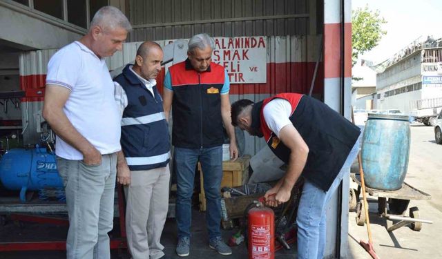 Sanayi sitelerinde yangınları önlemek için denetim yapılıyor