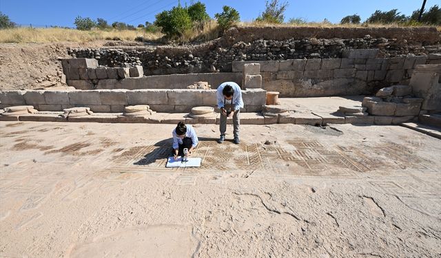 Dülük Antik Kenti'ndeki 1600 yıllık mozaikler turizme kazandırılacak