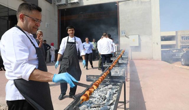 "Dünyanın en uzun kebabı" rekor denemesi