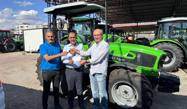 ROTARY’den Gölbaşı Ziraat odasına tractor ve mibzer desteği