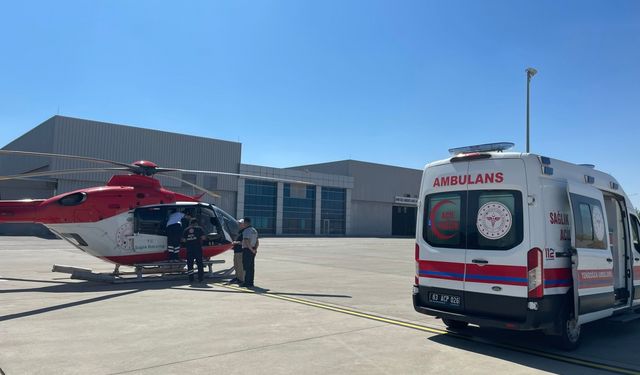 Ambulans helikopter 3 günlük bebek için havalandı