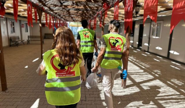 Yetimler Derneği'nden 'Sokak Hayvanlarına' destek