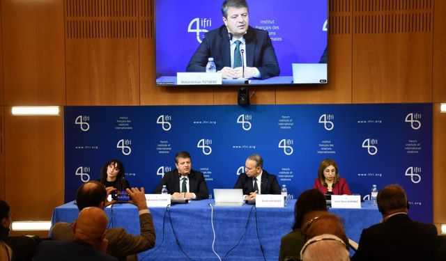 Başkan Tutdere Paris’te Adıyaman’ı anlattı