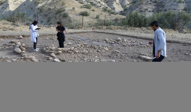 Mardin'de 12 bin yıllık izlerin bulunduğu Boncuklu Tarla