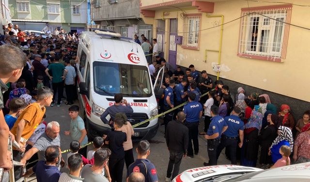 Gaziantep'te eşi ve 4 çocuğunu öldüren kişi yaşamına son verdi