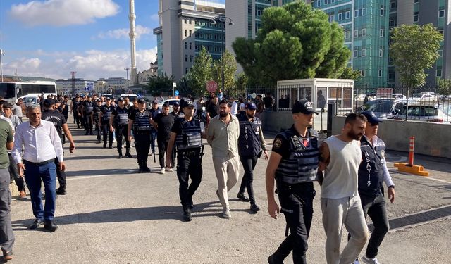 Gaziantep'te namlulularla görüntülenen şüpheliler adliyede