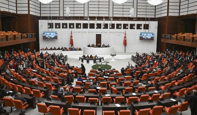 Lübnan Tezkeresi TBMM’de: Türk askerinin görev süresi uzayacak mı?