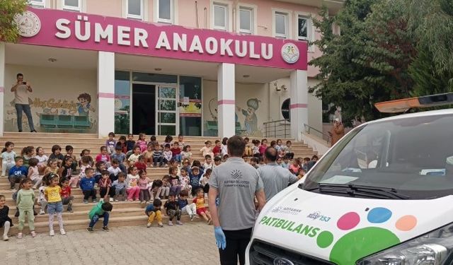 Adıyaman Belediyesi çocuklara hayvan sevgisini aşılıyor