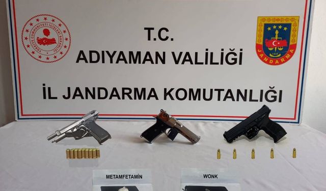 Adıyaman'da silah ve uyuşturucu ele geçirildi