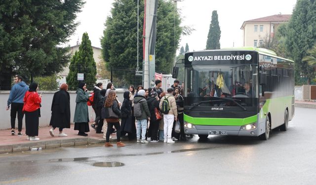 Öğrencilerine ücretsiz ulaşım hizmeti başladı